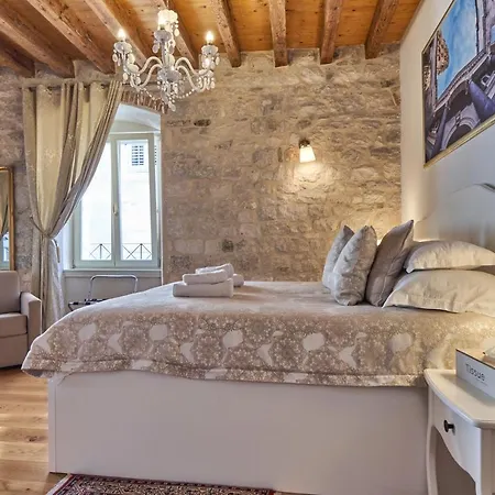 Ξενοδοχείο Heritage 4*