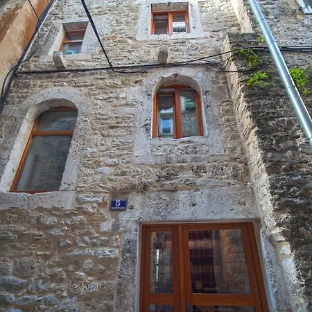 Heritage سبليت