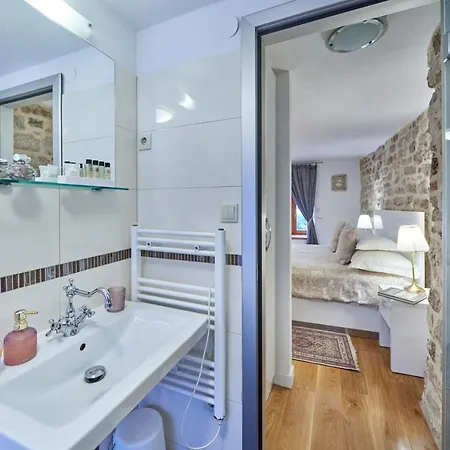 Heritage Ξενοδοχείο 4*